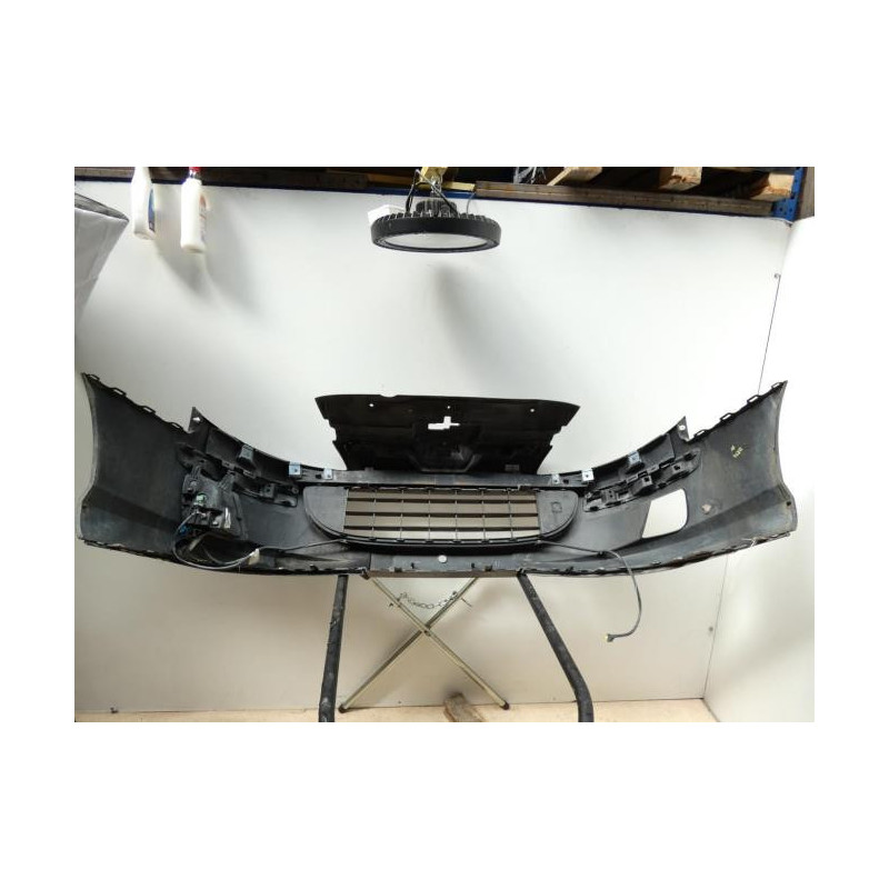 Pare choc avant PEUGEOT 407 PHASE 1 BREAK d’occasion