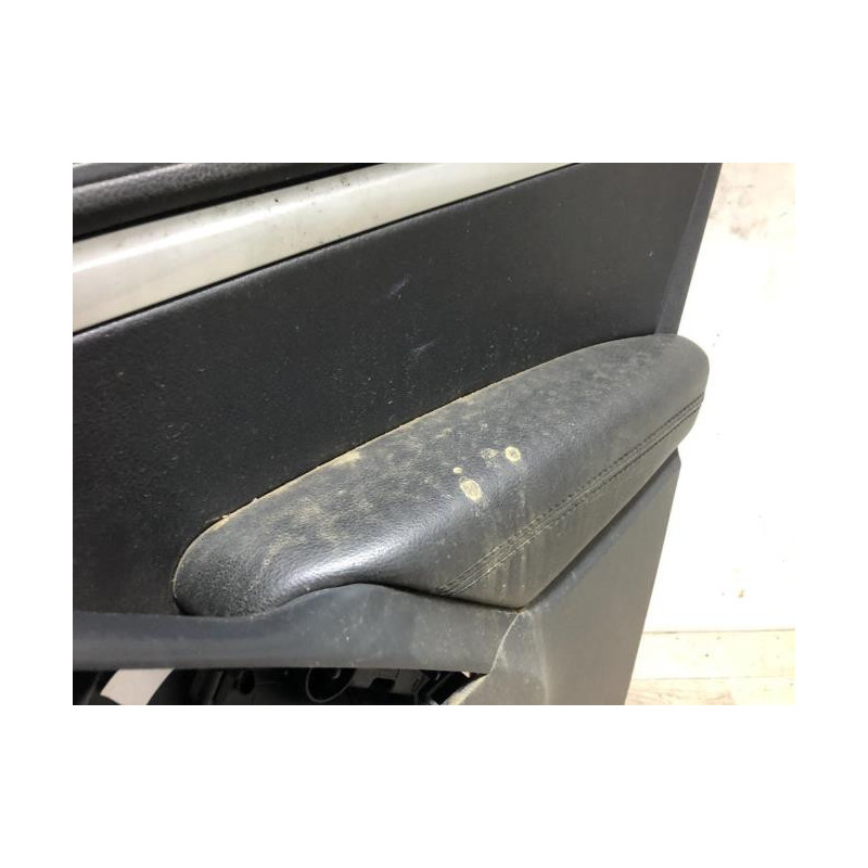 Panneau de porte avant droit VOLKSWAGEN TIGUAN 1 PHASE 2 d’occasion