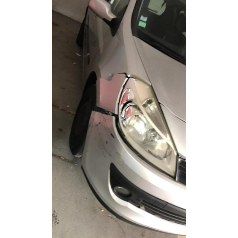 Leve vitre mecanique arriere gauche RENAULT CLIO 3 PHASE 1 d’occasion