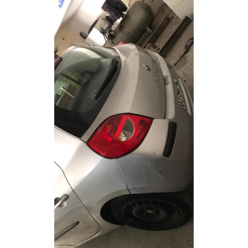 Leve vitre mecanique arriere gauche RENAULT CLIO 3 PHASE 1 d’occasion