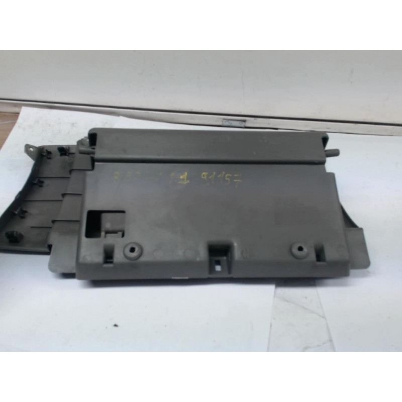 Boite a gants DAEWOO REZZO PHASE 1 d’occasion