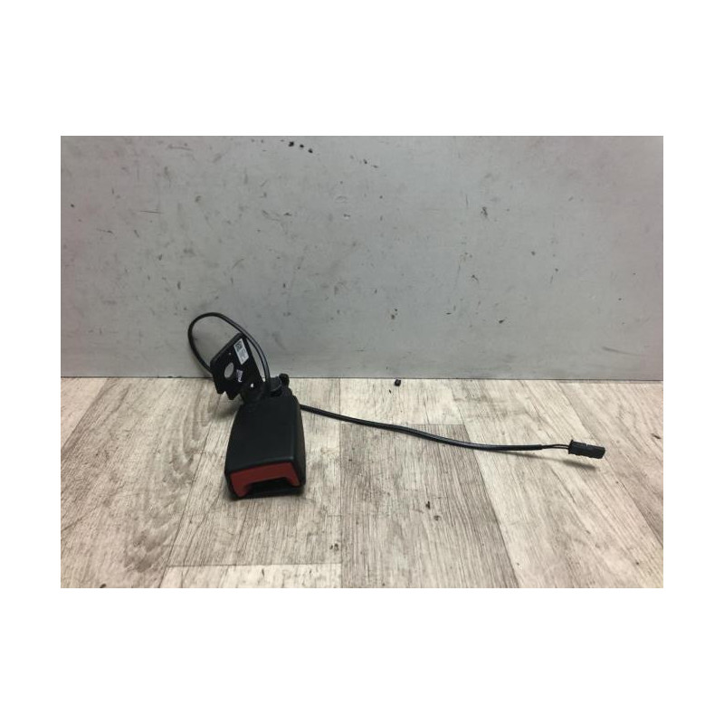Attache ceinture arriere gauche OPEL CORSA E d’occasion