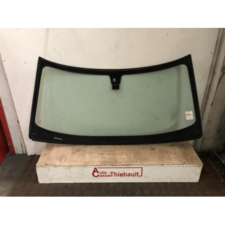 Pare brise CHRYSLER 300C PHASE 1 BREAK d’occasion