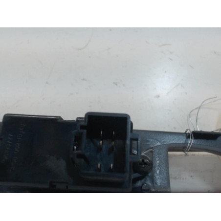 Interrupteur de leve vitre arriere droit DAEWOO REZZO PHASE 1 d’occasion