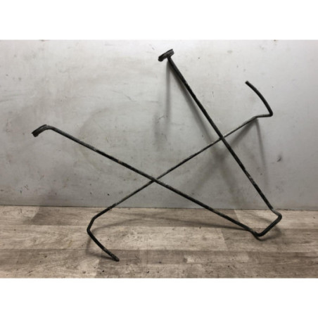 Panier roue de secours RENAULT CLIO 1 PHASE 3 d’occasion