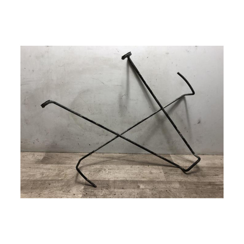 Panier roue de secours RENAULT CLIO 1 PHASE 3 d’occasion
