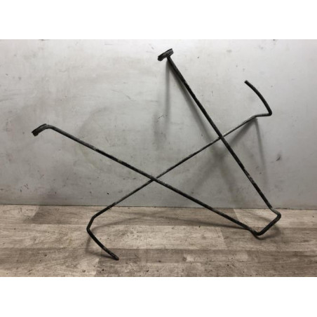 Panier roue de secours RENAULT CLIO 1 PHASE 3 d’occasion