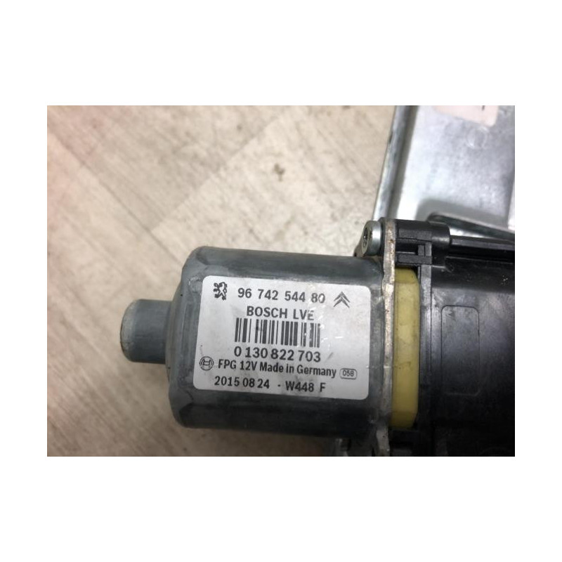 Leve vitre electrique avant gauche PEUGEOT 208 1 PHASE 2 d’occasion