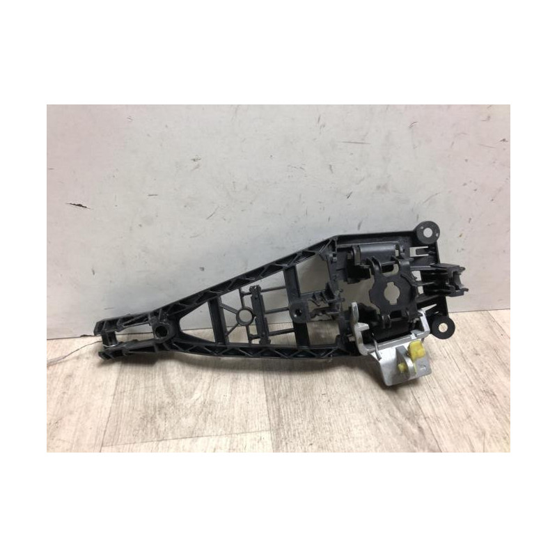 Support poignee porte avant gauche OPEL CORSA D PHASE 1 d’occasion
