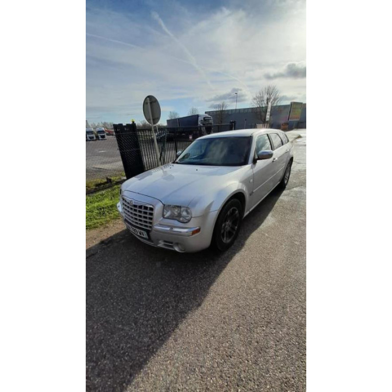 Autoradio d'origine CHRYSLER 300C PHASE 1 BREAK d’occasion