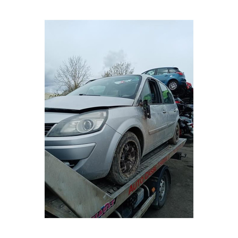 Platine feu arriere droit RENAULT SCENIC 2 PHASE 2 d’occasion