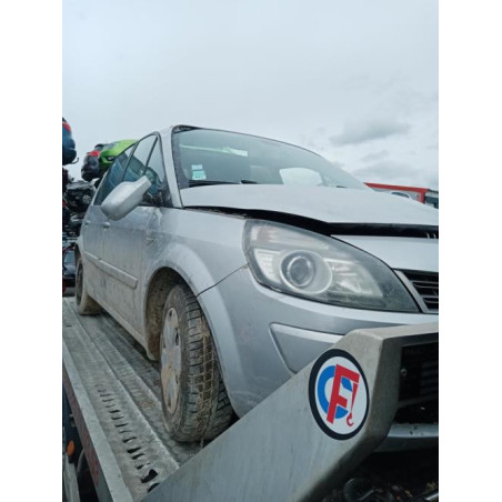 Platine feu arriere droit RENAULT SCENIC 2 PHASE 2 d’occasion