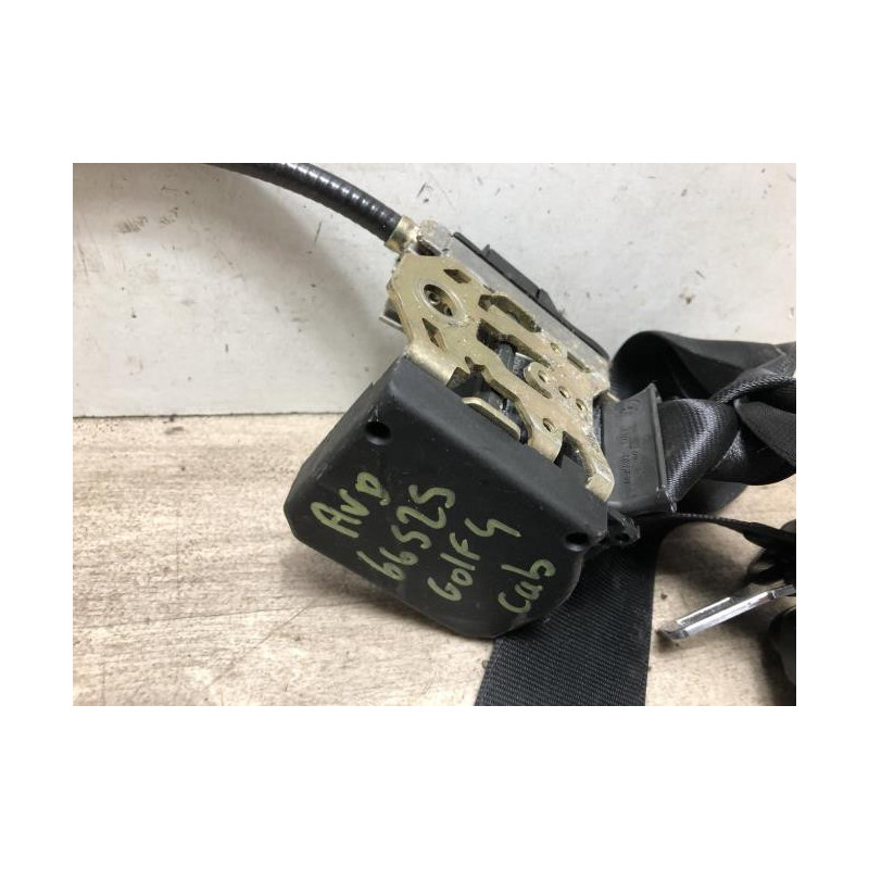 Ceinture avant droit VOLKSWAGEN GOLF 4 CABRIOLET d’occasion