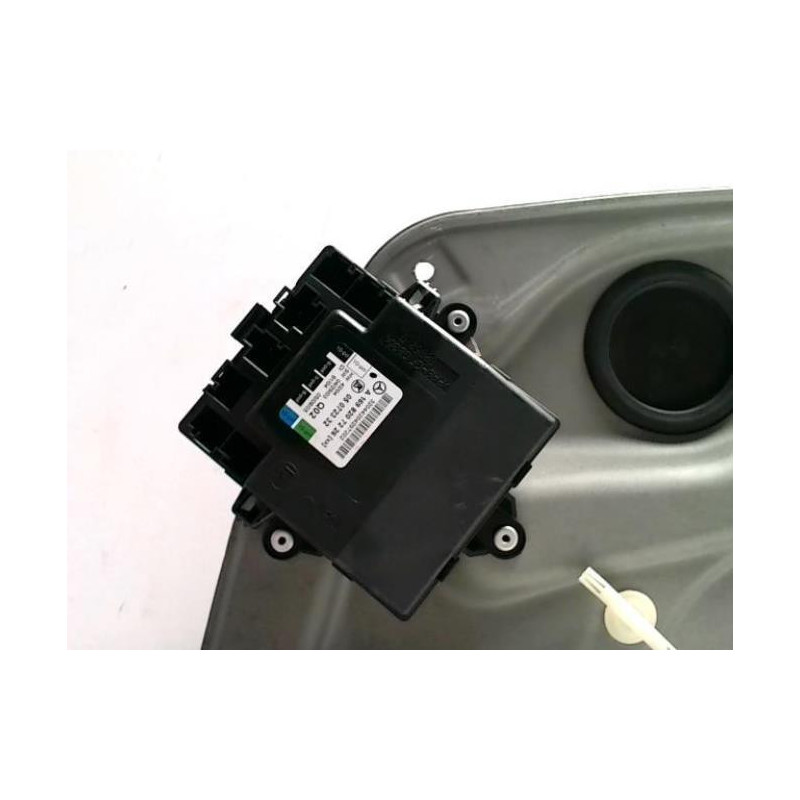 Leve vitre electrique avant droit MERCEDES CLASSE A 169 PHASE 1 d’occasion