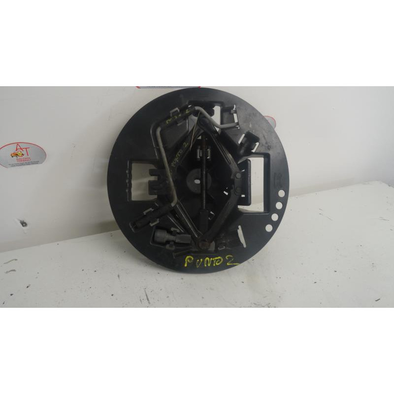 Cric (Ensemble depannage) FIAT PUNTO II d’occasion