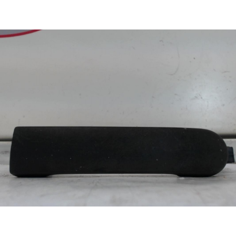 Poignee porte avant droit NISSAN MICRA III d’occasion