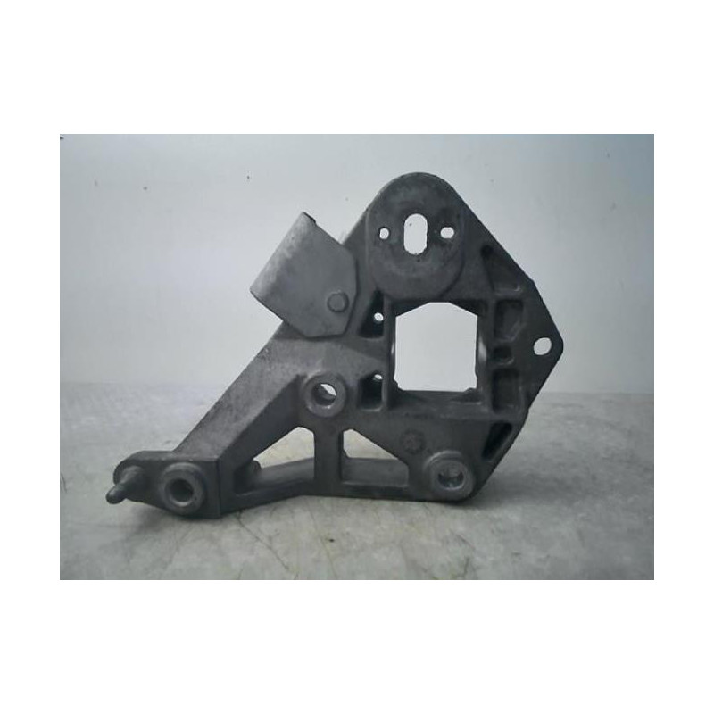 Support moteur gauche RENAULT CLIO 1 PHASE 1 d’occasion