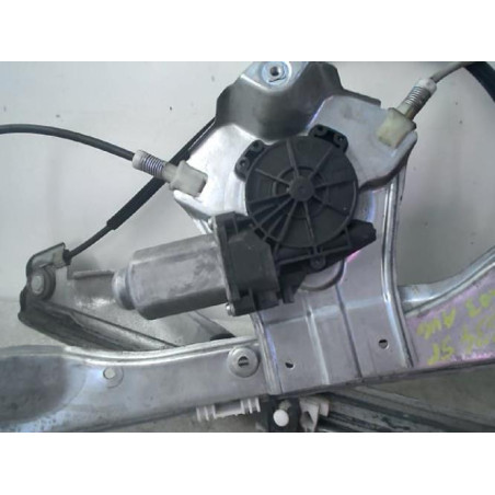 Mecanisme de leve vitre electrique avant gauche RENAULT CLIO 3 PHASE 1 d’occasion