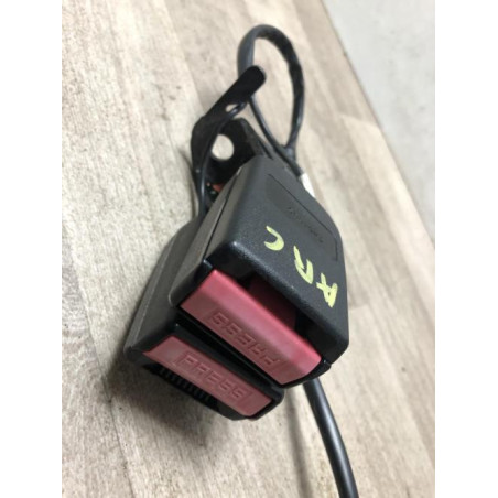 Attache ceinture arriere droit PEUGEOT 207 PHASE 1 d’occasion