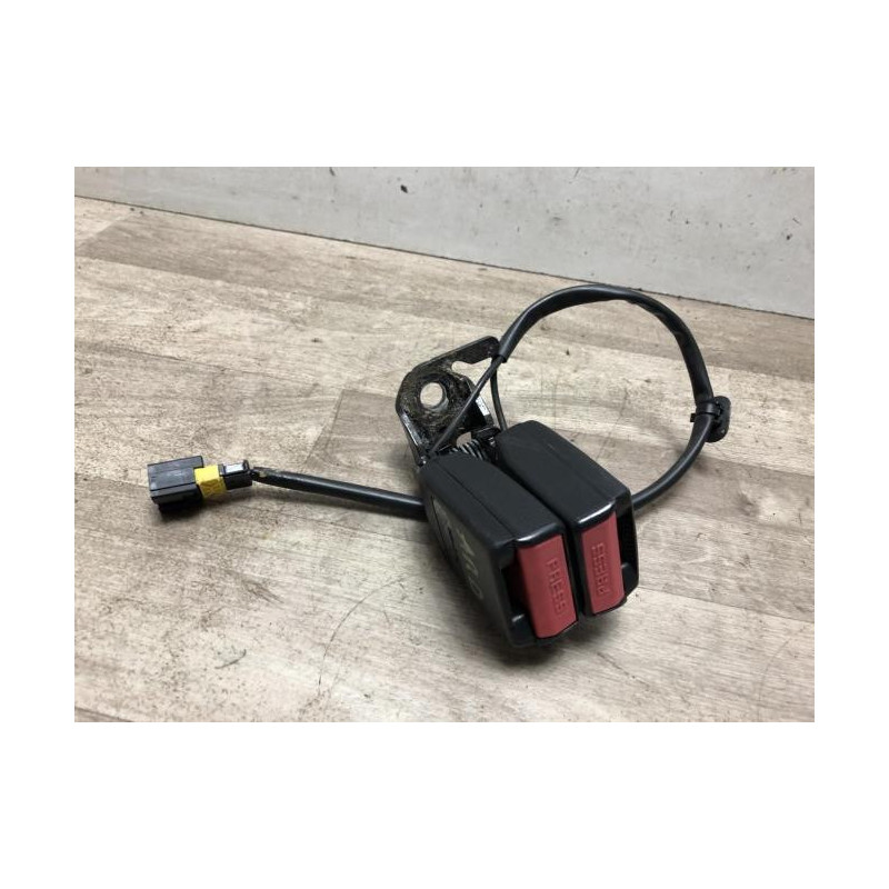 Attache ceinture arriere droit PEUGEOT 207 PHASE 2 d’occasion