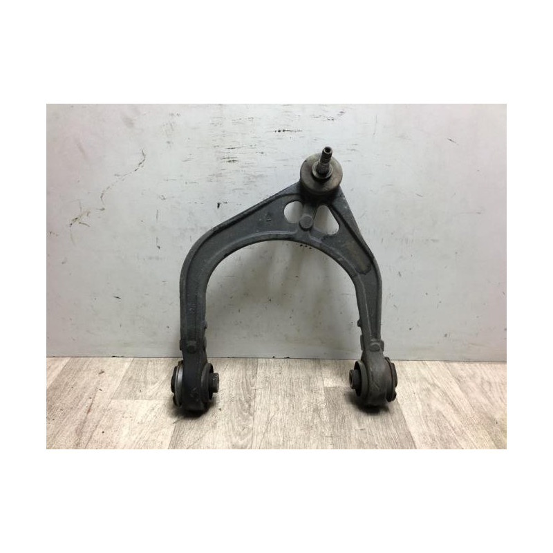 Bras de suspension superieur avant gauche CHRYSLER 300C PHASE 1 BREAK d’occasion