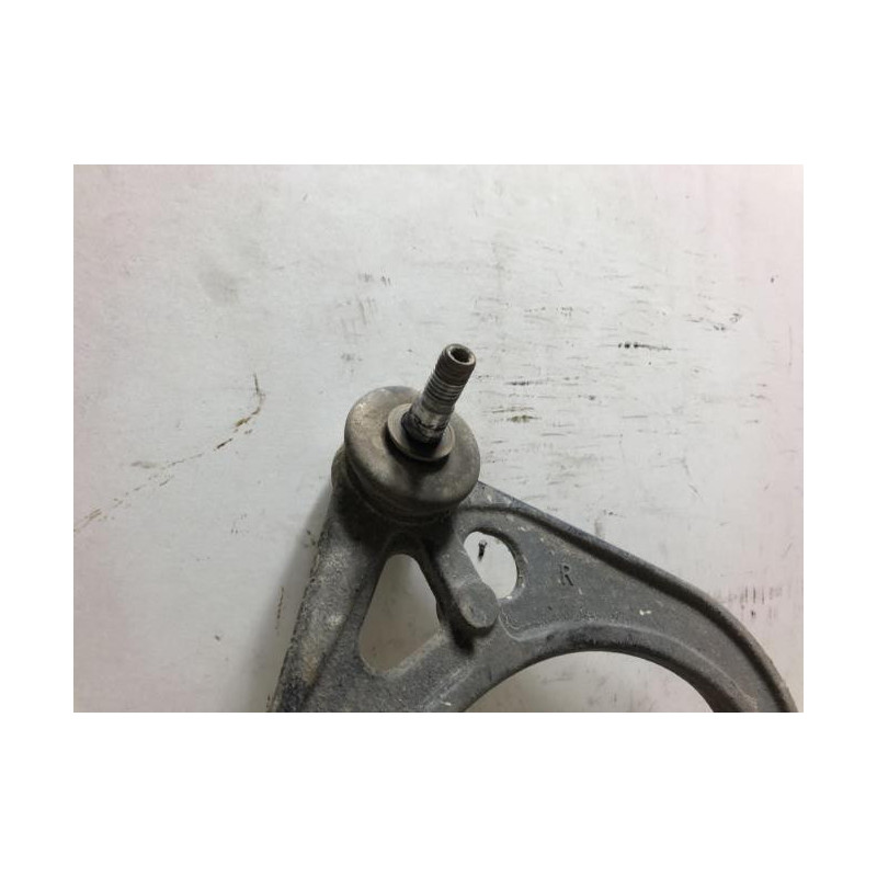 Bras de suspension superieur avant droit CHRYSLER 300C PHASE 1 BREAK d’occasion
