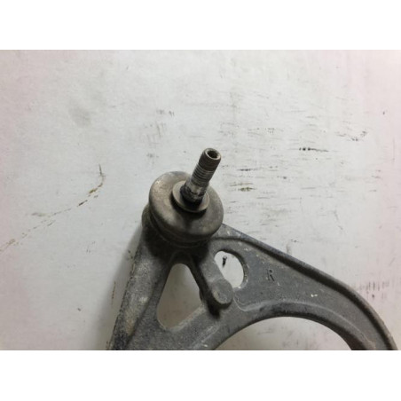 Bras de suspension superieur avant droit CHRYSLER 300C PHASE 1 BREAK d’occasion