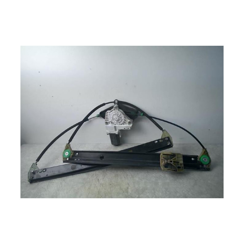 Mecanisme de leve vitre electrique avant gauche AUDI A4 3 PHASE 1 d’occasion