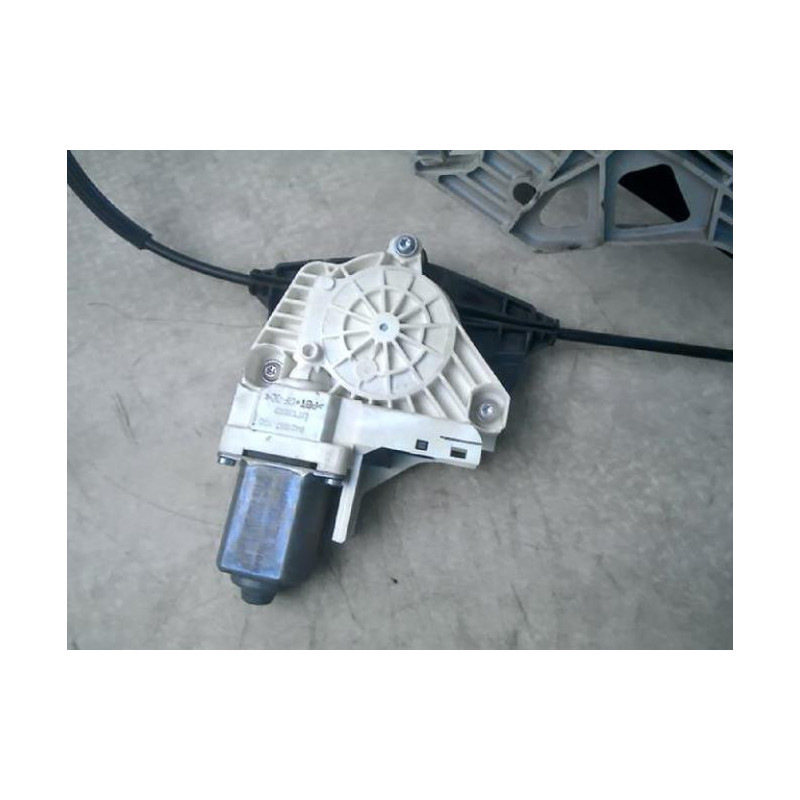 Mecanisme de leve vitre electrique arriere gauche AUDI A4 3 PHASE 1 d’occasion