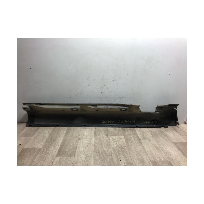 Bas de caisse droit SAAB 900 2 d’occasion
