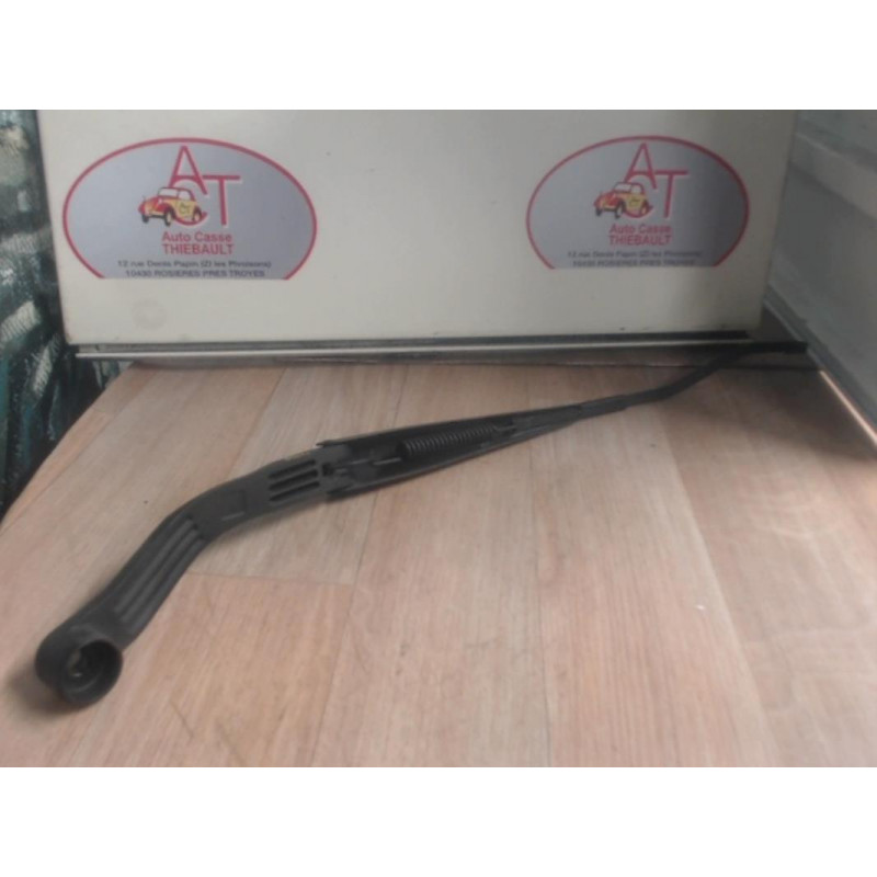 Bras essuie glace avant gauche SUBARU IMPREZA II d’occasion