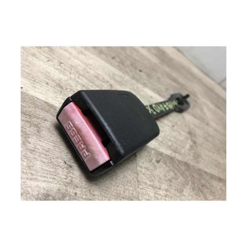 Attache ceinture avant droit PEUGEOT 307 PHASE 1 d’occasion