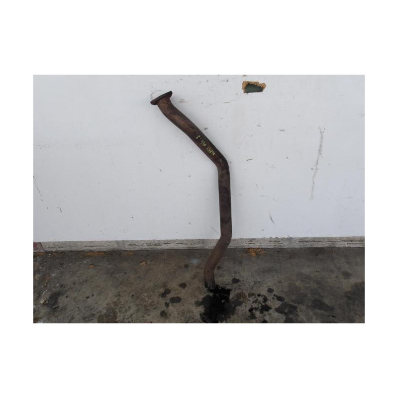 Tube intermediaire (echappement) AUDI A4 2 PHASE 2 d’occasion