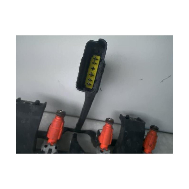 Rampe injection SUZUKI SWIFT 3 d’occasion