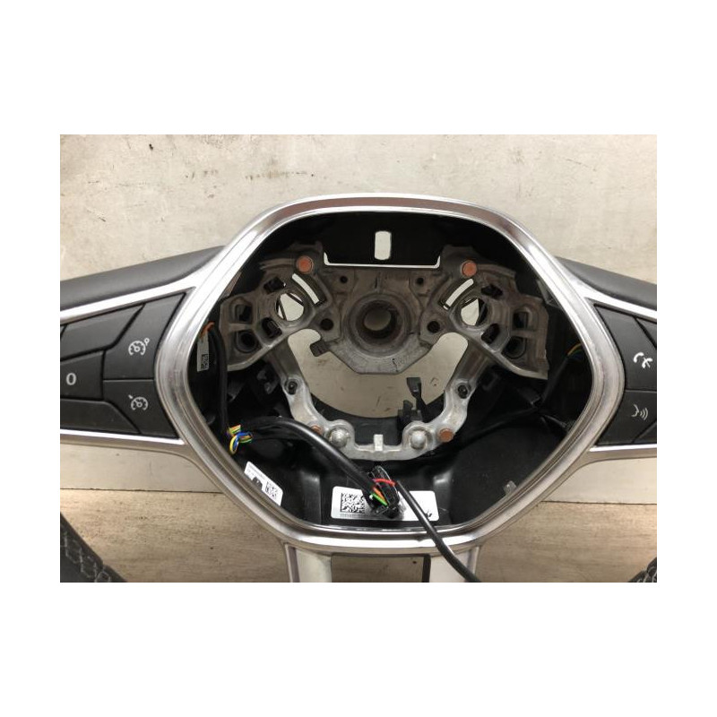Volant RENAULT CLIO 5 d’occasion