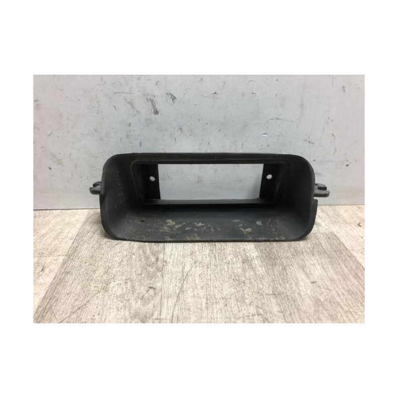 Support de phare gauche (tôle) LADA NIVA PHASE 2 d’occasion