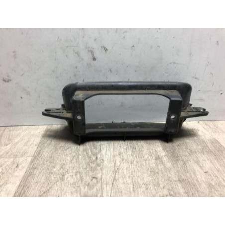 Support de phare gauche (tôle) LADA NIVA PHASE 2 d’occasion