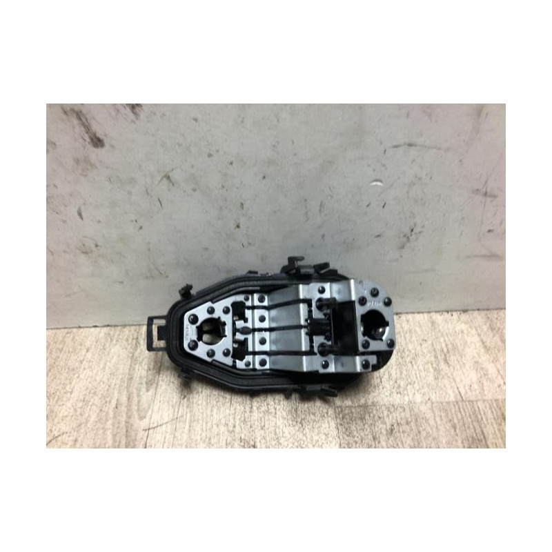 Platine feu arriere gauche RENAULT CLIO 4 PHASE 1 d’occasion