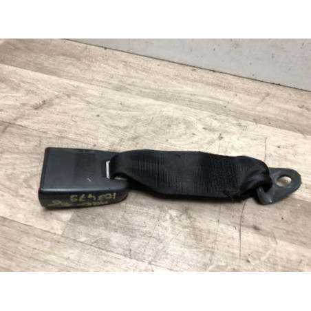 Attache ceinture arriere gauche PEUGEOT 106 PHASE 2 d’occasion