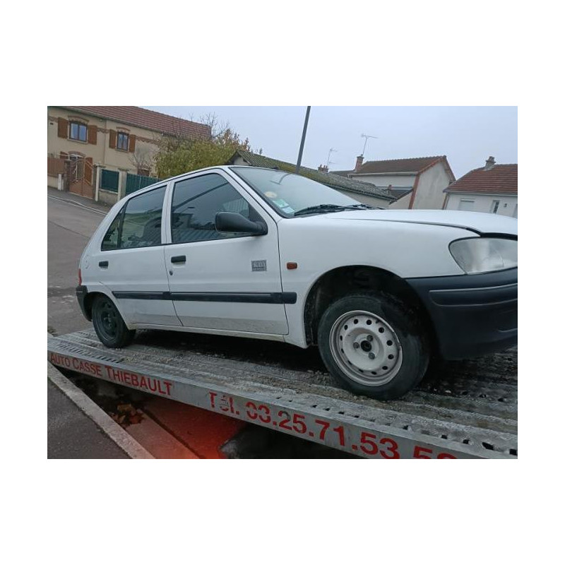 Poignee interieur arriere droit PEUGEOT 106 PHASE 2 d’occasion