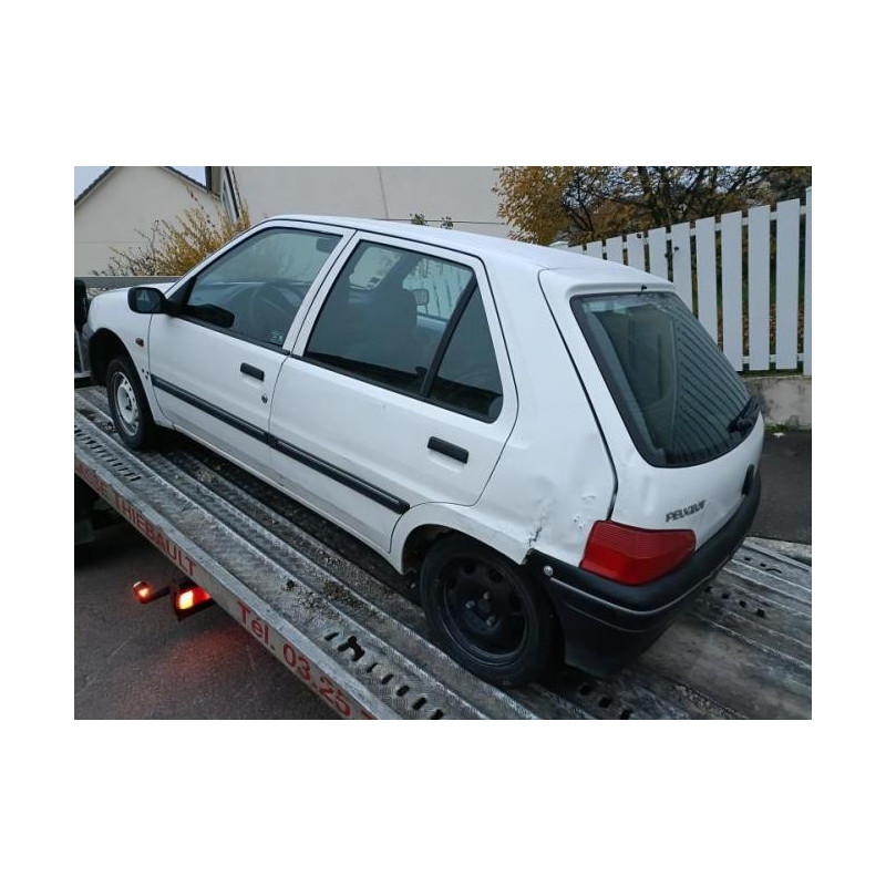 Poignee interieur arriere droit PEUGEOT 106 PHASE 2 d’occasion