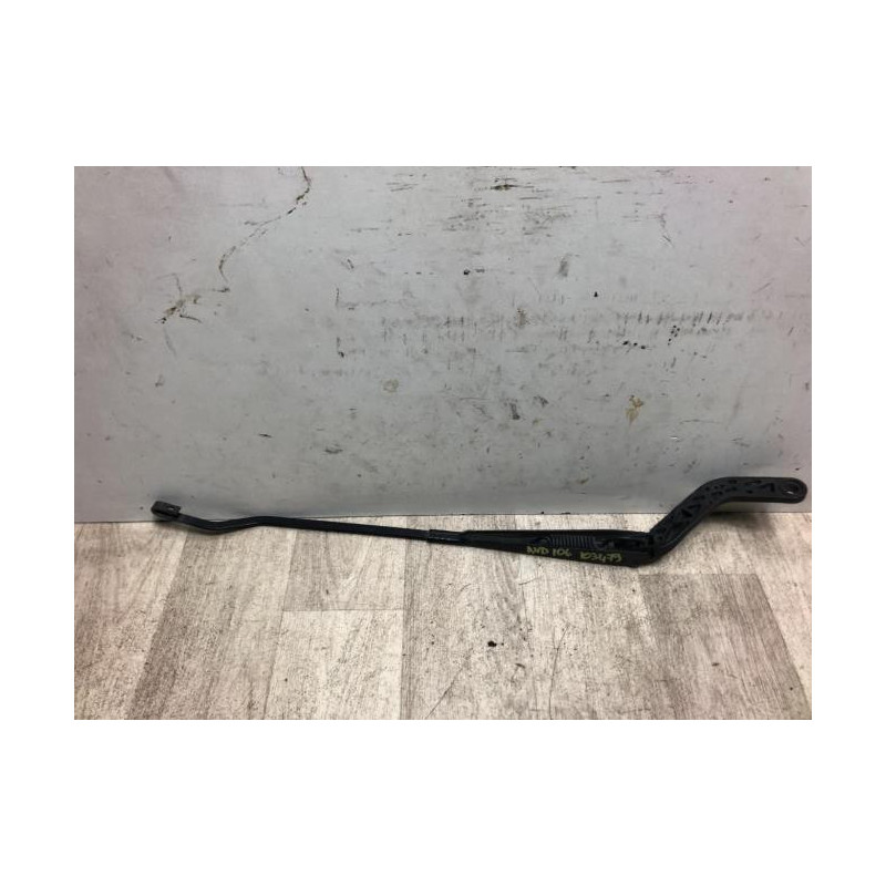 Bras essuie glace avant droit PEUGEOT 106 PHASE 2 d’occasion