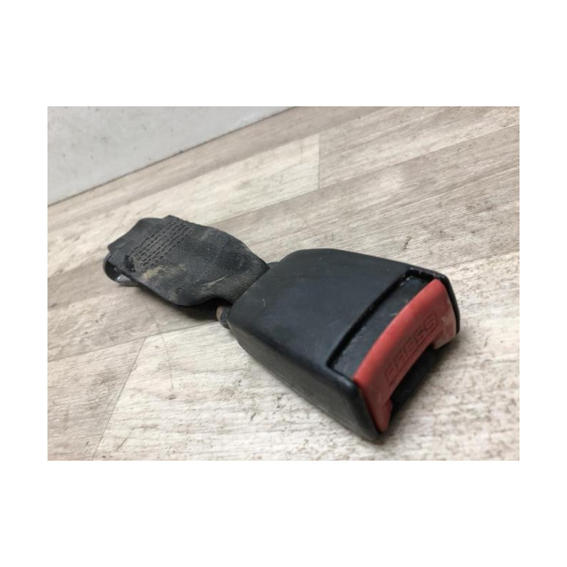 Attache ceinture arriere gauche PEUGEOT 505 d’occasion