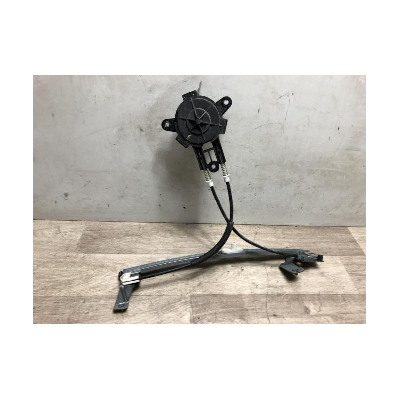 Leve vitre mecanique arriere gauche PEUGEOT 106 PHASE 2 d’occasion
