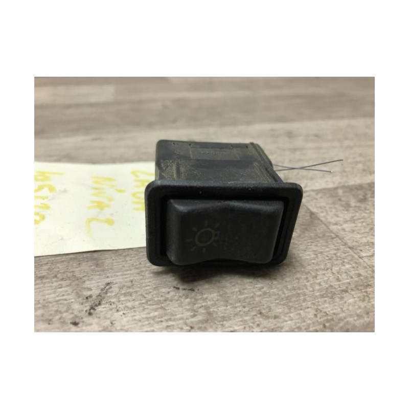 Bouton/Interrupteur LADA NIVA PHASE 2 d’occasion