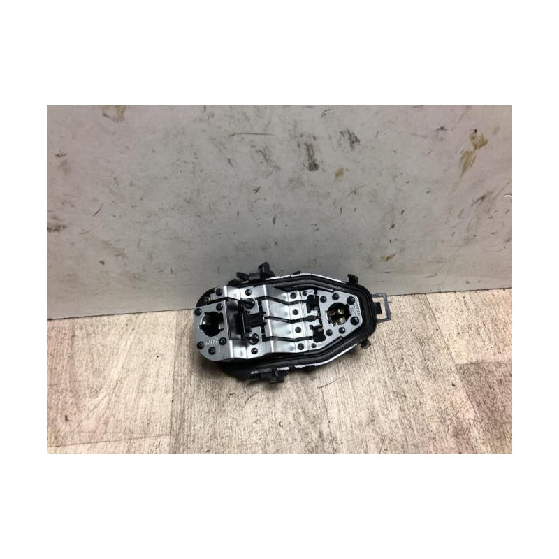 Platine feu arriere droit RENAULT CLIO 4 PHASE 1 d’occasion