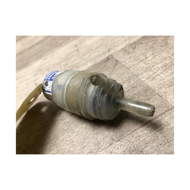 Pompe lave glace arriere LADA NIVA PHASE 2 d’occasion