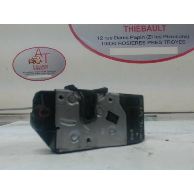 Serrure arriere droit OPEL MERIVA (A) PHASE 1 d’occasion