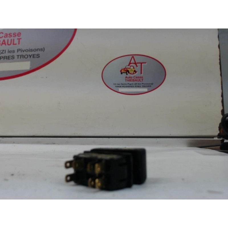 Bouton de warning RENAULT R4 d’occasion