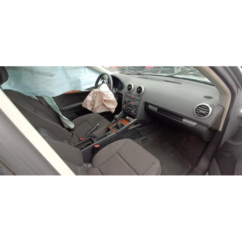 Fusee arriere gauche AUDI A3 2 SPORTBACK PHASE 1 d’occasion